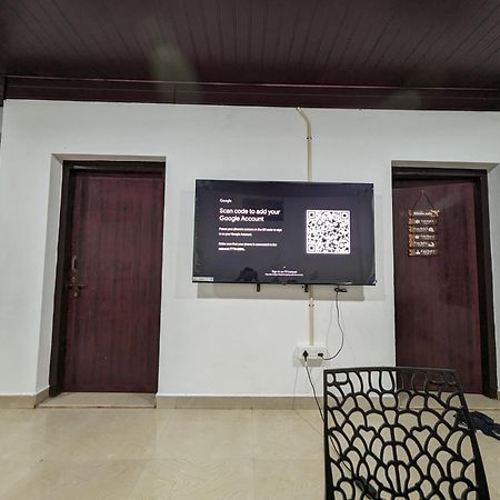 Islandstay-A Riverside Property Kollam Eksteriør billede