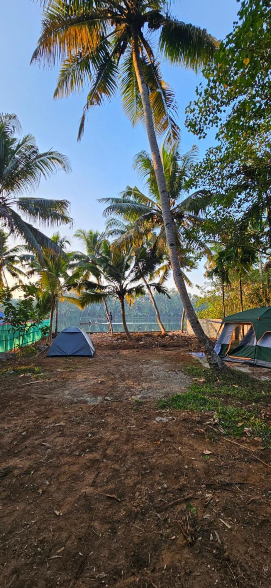 Islandstay-A Riverside Property Kollam Eksteriør billede