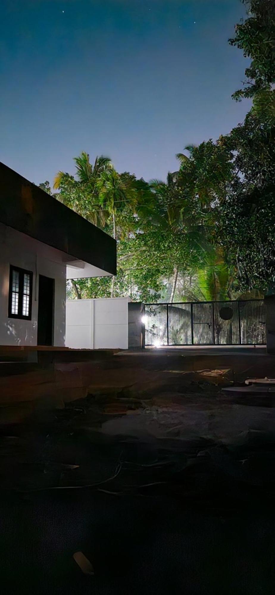 Islandstay-A Riverside Property Kollam Eksteriør billede