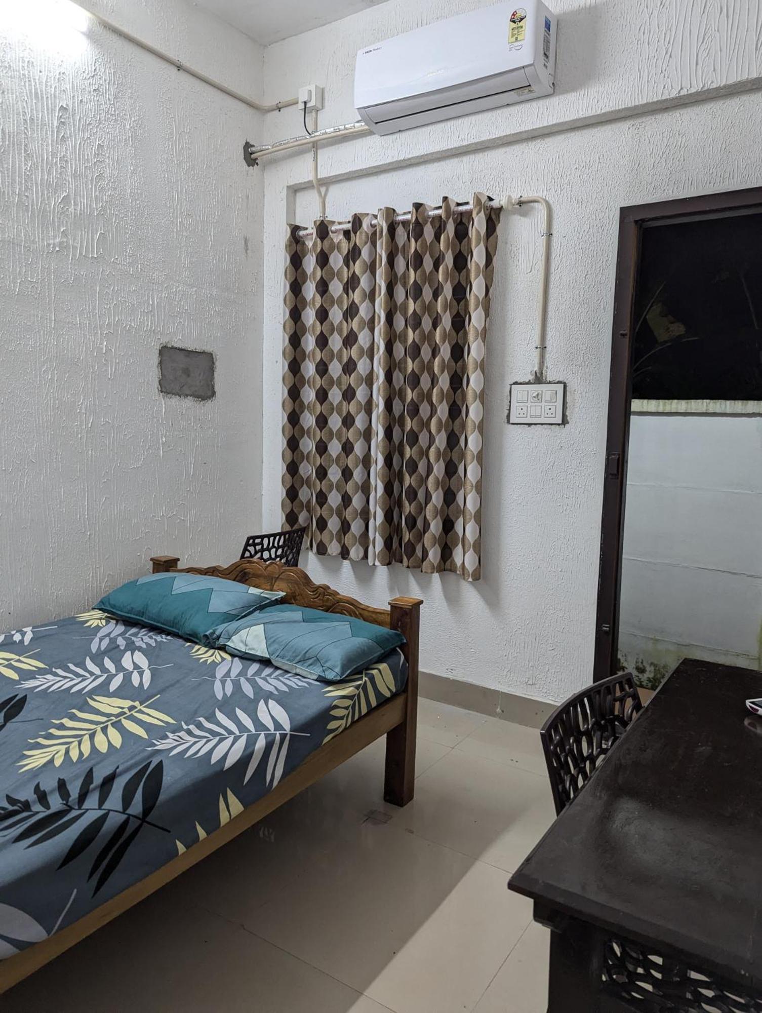 Islandstay-A Riverside Property Kollam Eksteriør billede